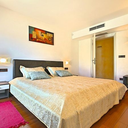 Villa Lidija Πόρετς Εξωτερικό φωτογραφία